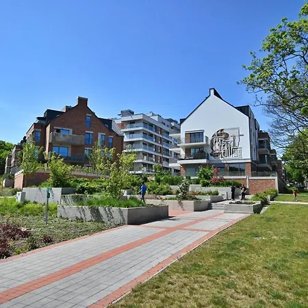 Apartment Beige 3city With Parking In By Renters